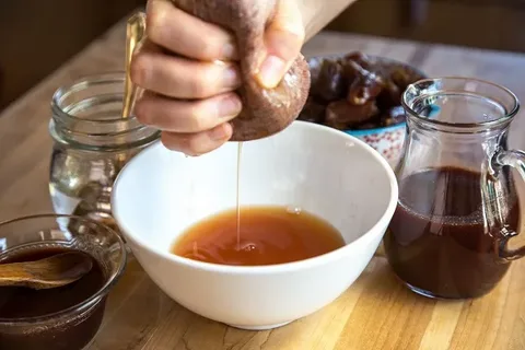 تصویر 2 از قیمت خرید شیره کشمش دبه‌ای عمده به صرفه و ارزان